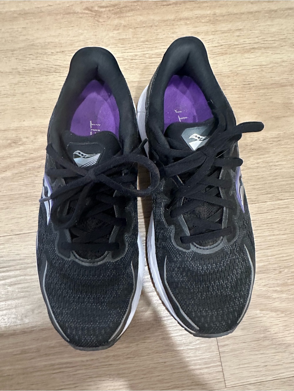 Saucony Womens Running Shoe Omni 20